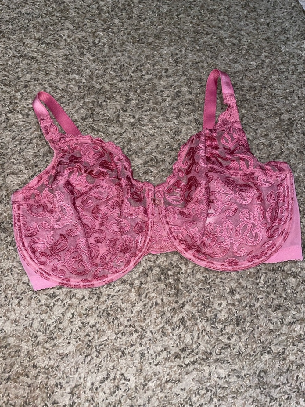 Wacoal Women Intimates Pink Lace Underwire Bra 38DDD